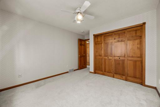 1366 Westwood Road NW, Hutchinson, MN 55350