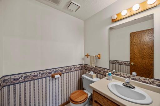 1366 Westwood Road NW, Hutchinson, MN 55350