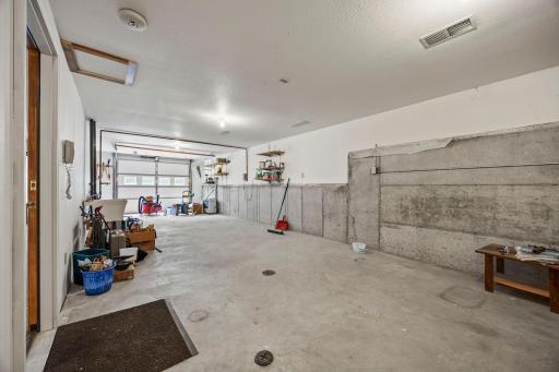 1366 Westwood Road NW, Hutchinson, MN 55350