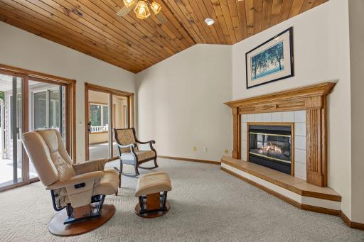1366 Westwood Road NW, Hutchinson, MN 55350