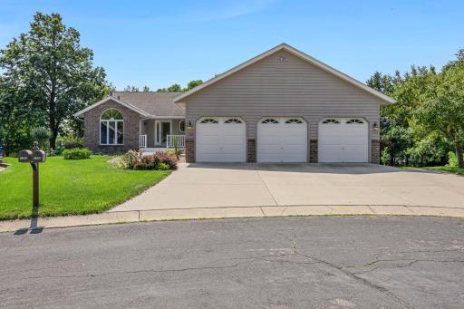 1366 Westwood Road NW, Hutchinson, MN 55350