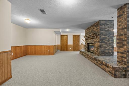 1366 Westwood Road NW, Hutchinson, MN 55350