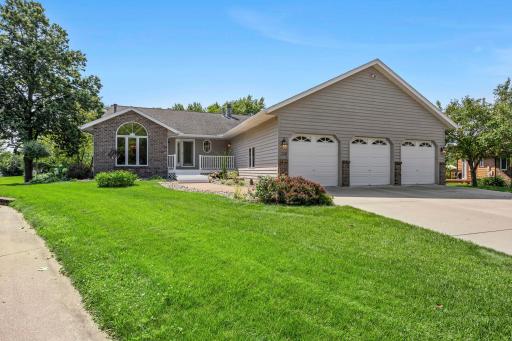 1366 Westwood Road NW, Hutchinson, MN 55350