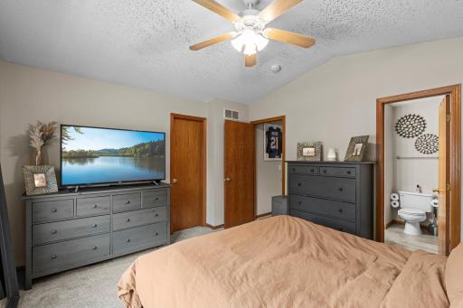 35-web-or-mls-475 Leeward Trail (142 of 152).jpg