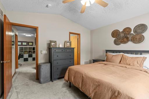 34-web-or-mls-475 Leeward Trail (139 of 152).jpg