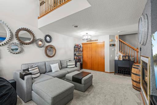 13-web-or-mls-475 Leeward Trail (63 of 152).jpg