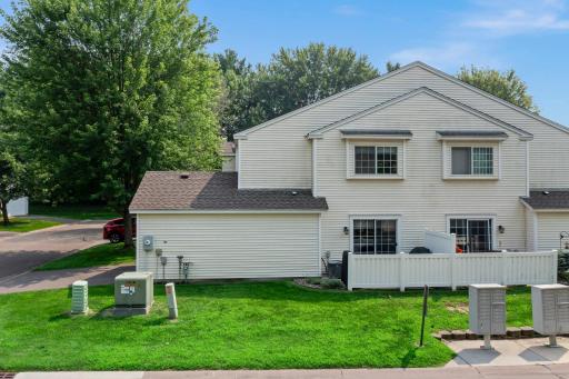 43-web-or-mls-475 Leeward Trail (18 of 152).jpg