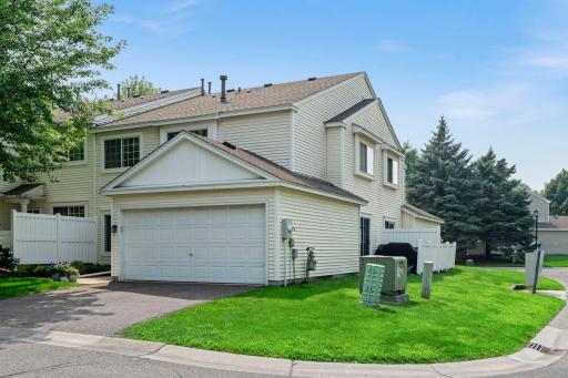 9-web-or-mls-475 Leeward Trail (47 of 152).jpg