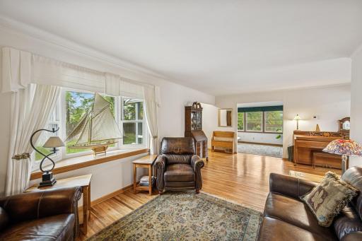 18701 Delton Avenue, Minnetonka, MN 55345