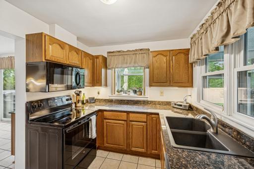 18701 Delton Avenue, Minnetonka, MN 55345