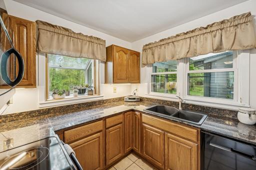 18701 Delton Avenue, Minnetonka, MN 55345