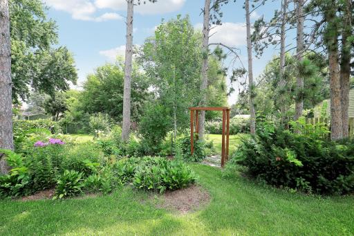8710Photography-High-Resolution-9247-Hallmark-Ave-S-Cottage-Grove-MN-55016-48.jpg