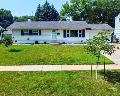 525 Maple Lane, Moorhead, MN 56560