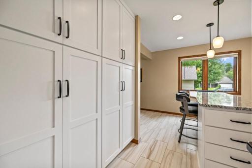2301 Connelly Circle, Burnsville, MN 55337