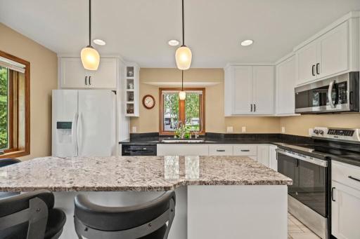 2301 Connelly Circle, Burnsville, MN 55337