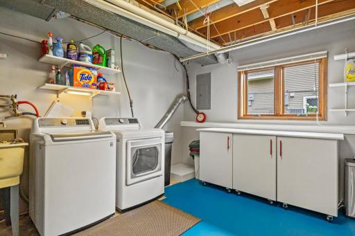 2301 Connelly Circle, Burnsville, MN 55337