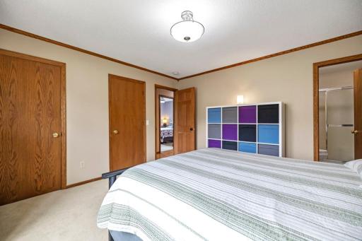 2301 Connelly Circle, Burnsville, MN 55337