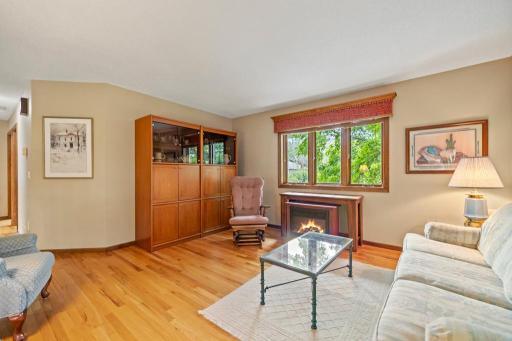 2301 Connelly Circle, Burnsville, MN 55337