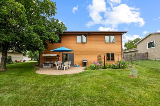 2301 Connelly Circle, Burnsville, MN 55337