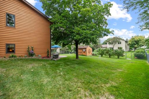 2301 Connelly Circle, Burnsville, MN 55337