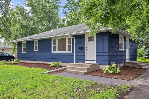 7201 73rd Avenue N, Brooklyn Park, MN 55428