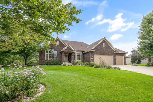 3876 N Ironwood Trail N, Lake Elmo, MN 55042