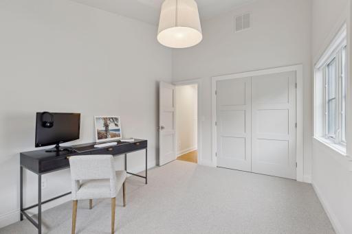 19020 Minnetonka Boulevard, Wayzata, MN 55391