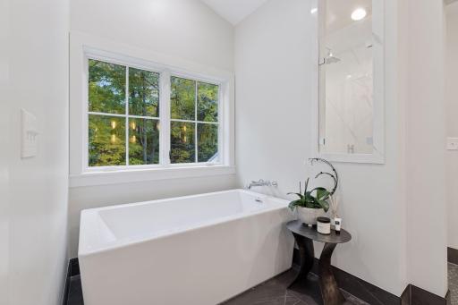 19020 Minnetonka Boulevard, Wayzata, MN 55391