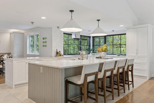 19020 Minnetonka Boulevard, Wayzata, MN 55391