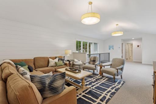 19020 Minnetonka Boulevard, Wayzata, MN 55391