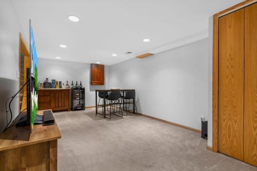 1849 Chatsworth Street N, Saint Paul, MN 55113