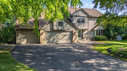 Welcome Home 18223 Evener Way, Eden Prairie!