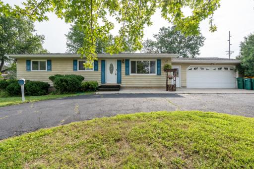 311 N Walnut Street, Belle Plaine, MN 56011