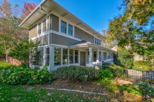 Click on the Virtual Tour to see the Live Video of this home!