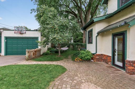 4505 17th Avenue S, Minneapolis, MN 55407