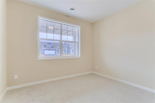 5035 Dale Ridge Road, Saint Paul, MN 55129