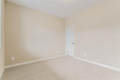 5035 Dale Ridge Road, Saint Paul, MN 55129
