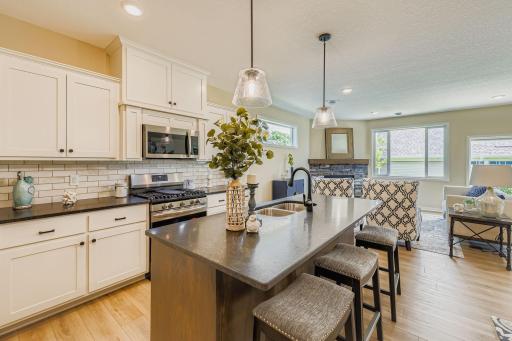 5035 Dale Ridge Road, Saint Paul, MN 55129
