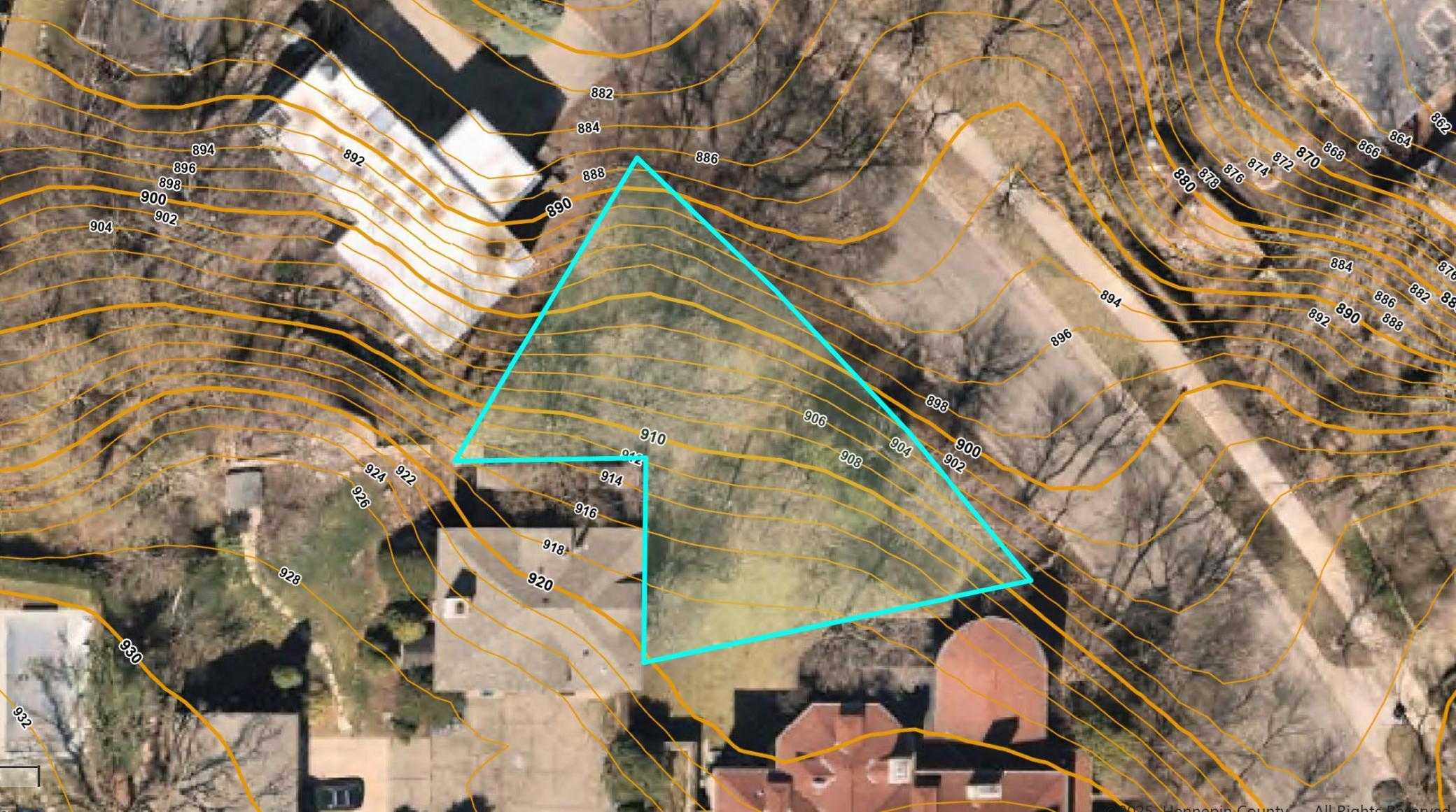 1527 Waverly_Lot HC Nat Map Contour Lines.jpg
