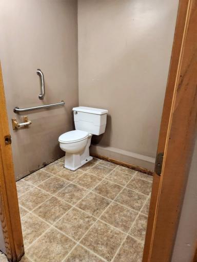 1704 1st Street E, Thief River Falls, MN 56701