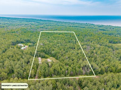 5102 Mcdonnell Road, Duluth, MN 55804