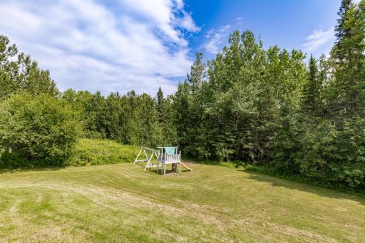 5102 Mcdonnell Road, Duluth, MN 55804