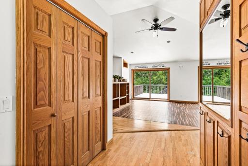 5102 Mcdonnell Road, Duluth, MN 55804