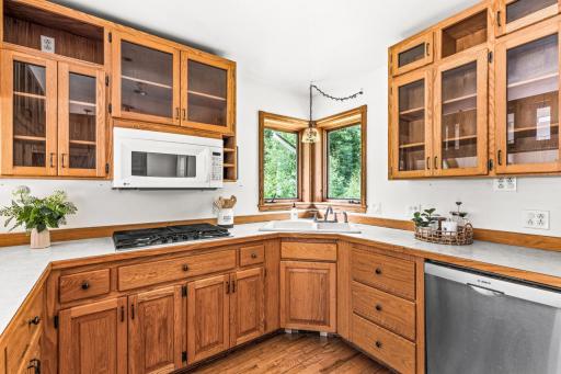 5102 Mcdonnell Road, Duluth, MN 55804