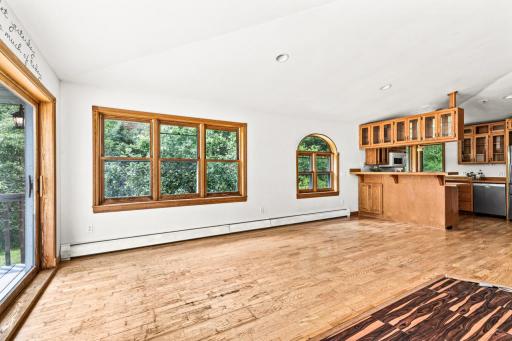 5102 Mcdonnell Road, Duluth, MN 55804