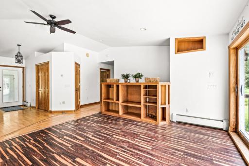 5102 Mcdonnell Road, Duluth, MN 55804