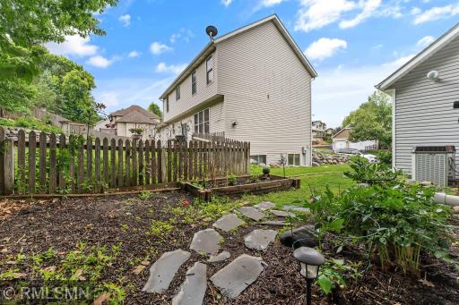 503 Chapel Court, Saint Paul, MN 55121
