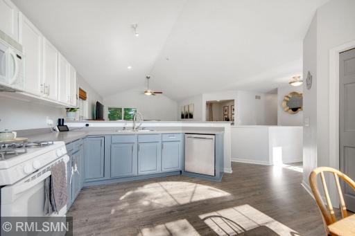 503 Chapel Court, Saint Paul, MN 55121