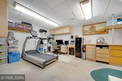 503 Chapel Court, Saint Paul, MN 55121