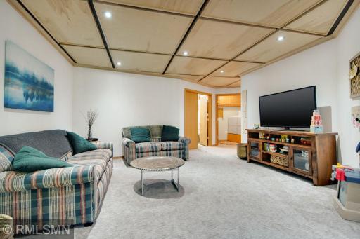503 Chapel Court, Saint Paul, MN 55121